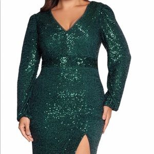 XSCAPE SEQUIN GOWN